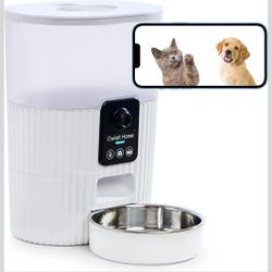 Automatic Pet Feeder W/HD Camera $80