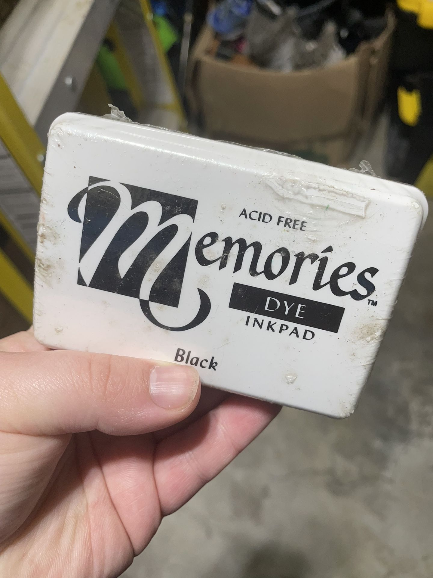 NEW Memories Black Dye Ink Pad