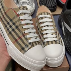 Burberry Shoes