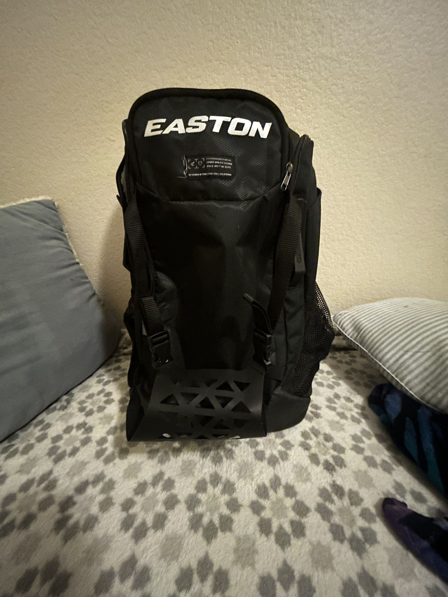 easton baseball backpack