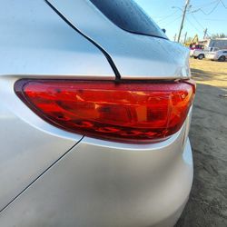 2009-2012 Infiniti FX35 Taillight Taillight Driver Left Side 