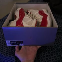 Jordan 11 Cherry 
