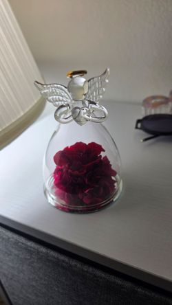 Sacredyna Angel Figurine with Forever Flowers — "From my heart to yours"
