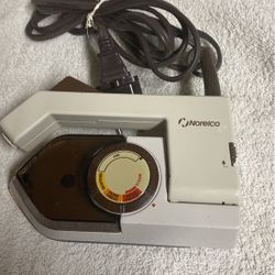 Norelco Travel Steam Iron With Extra Europe Plug