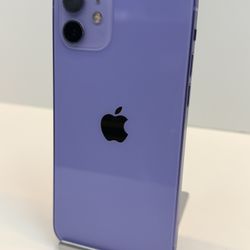 Apple iPhone 12 64gb. ( Fully Unlocked )
