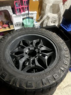 33x12.50R20 NITTO Grapplers