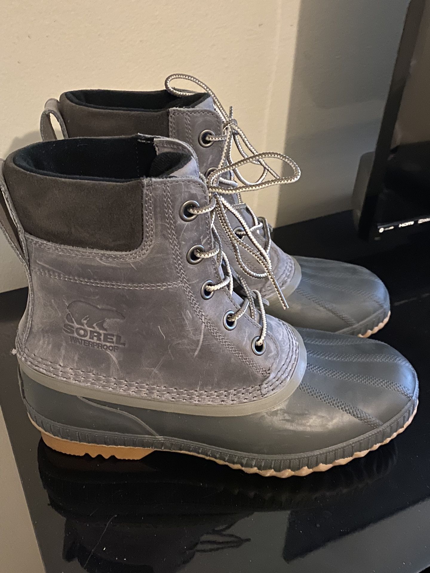 Sorel Mens Winter Weatherproof Insulated Boots Brand New  display picture 1