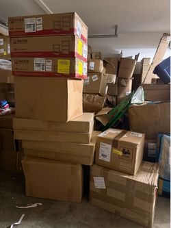 15 large boxes (see photos) containing a mix of Amazon merchandise. Priced at $80 for the lot to clear up space—an incredible deal. First come, first 