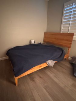 Queen bed