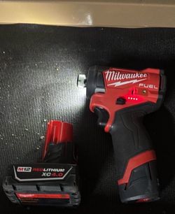 Milwaukee M12 FUEL Impact Driver with Battery