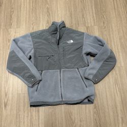 Nortfhace Denali Jacket Grey