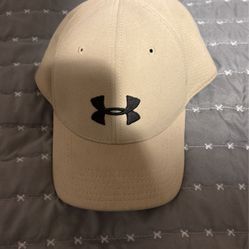 Under Armor Flex Fit 