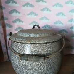 Vintage Old Speckled Grey Pot With Lid 