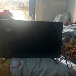 Selling Vizio TV 