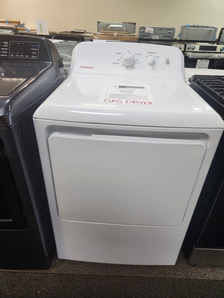 6.2 cu. ft. vented GAS Dryer in White White with Auto Dry