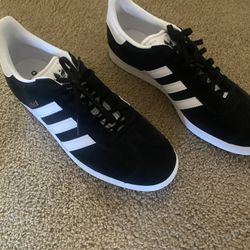 Adidas Gazelle Never Worn Size 11