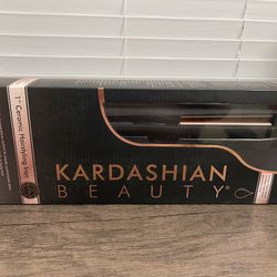 Kardashian Beauty Straightener