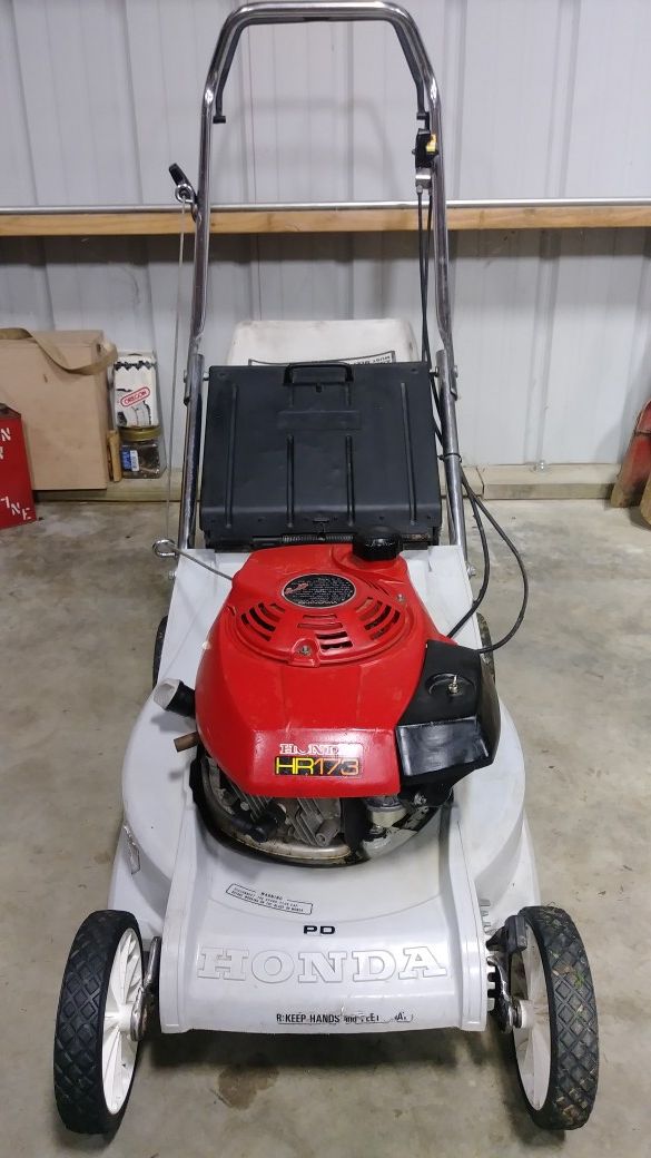 Honda HR173 Lawn Mower Excellent Condition for Sale in Granite Falls WA OfferUp