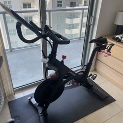 Peloton Bike for Sale – Excellent Condition
