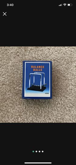 Fun Central Newtons Cradle Balance Balls - Physics Science Balls Kit for Office Decoration and School Education - Small (néw)