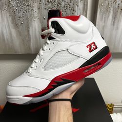 Jordan 5 “FIRE RED” 2025 Size 11