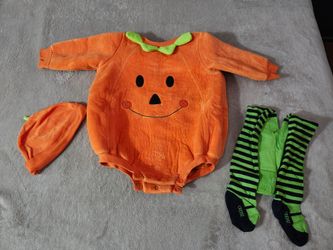 Baby Pumpkin costume Size 12-18 months
