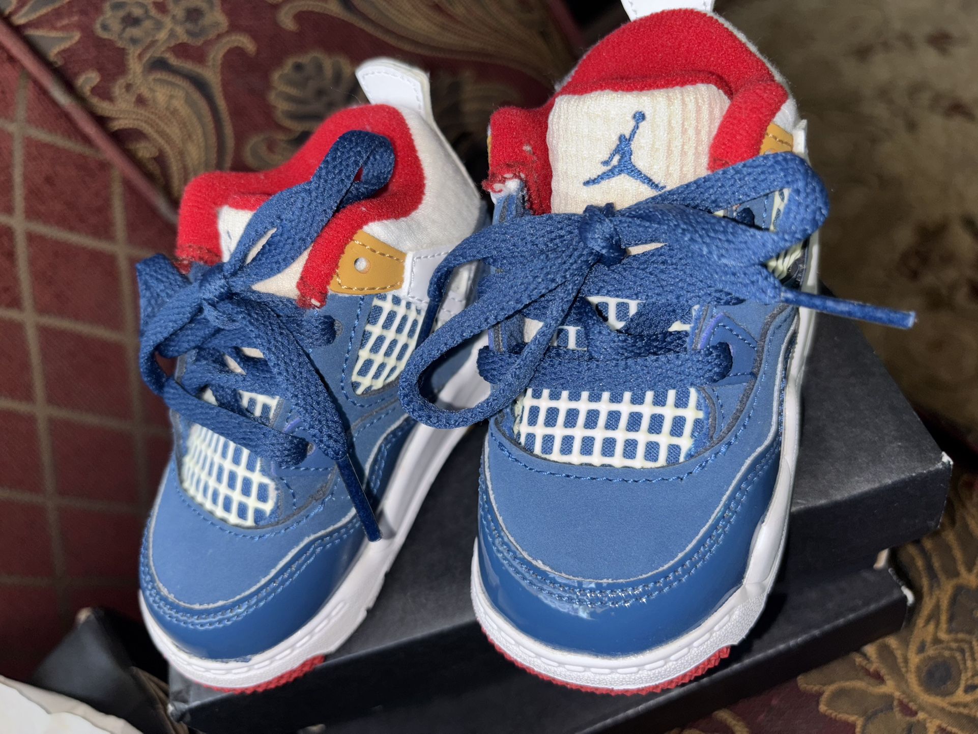 Jordan 4 Retro