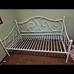 Twin Day Bed