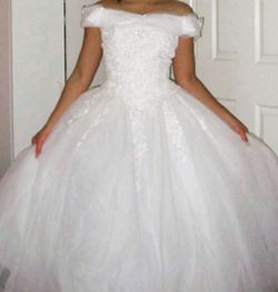 Beautiful princess dress... $300 obo
