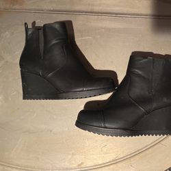 Wedge Ankle Booties Sz 7