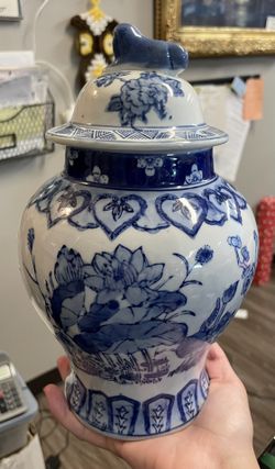 VTG  Blue White Ceramic Ginger Jar - 10.5” 