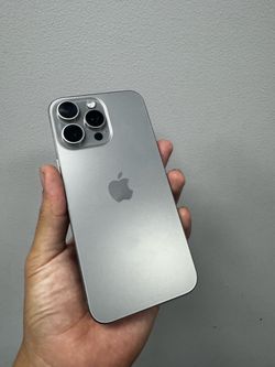 iPhone 15 pro Max Unlocked