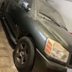 2005 Nissan Armada