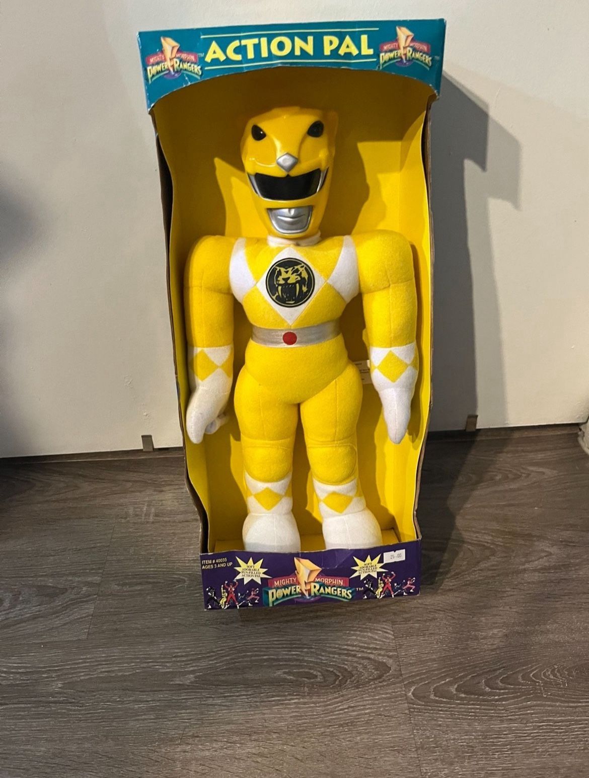 1993 Mighty Morphin Power Ranger 20 Inch Trini 