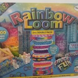 Rainbow Loom Set - Brand New 