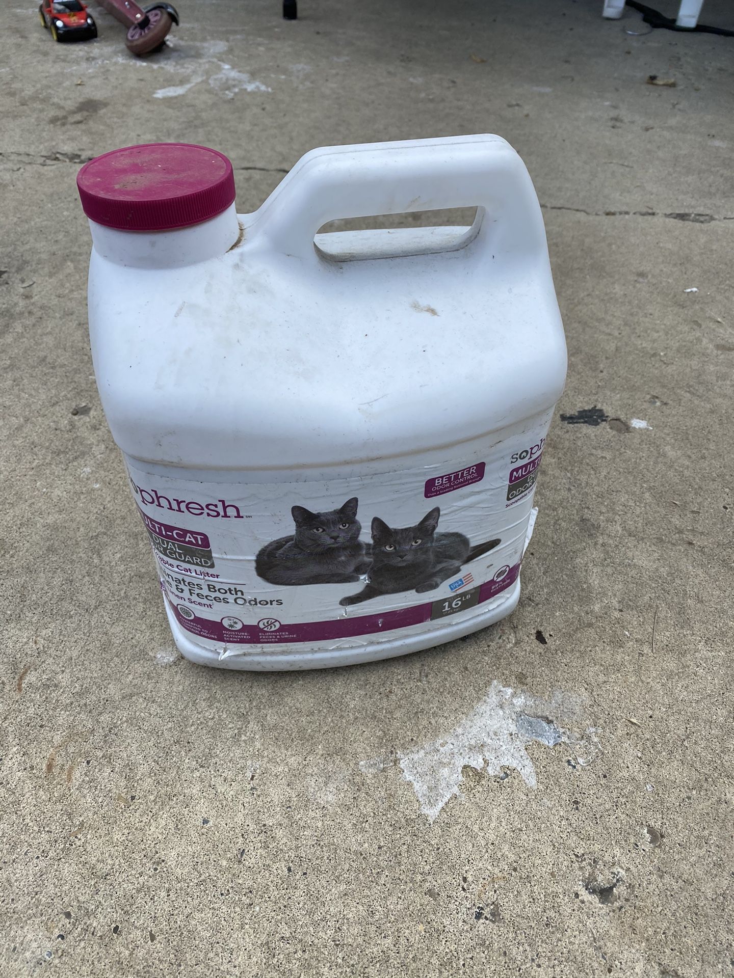 Eliminates both urine & feces odor