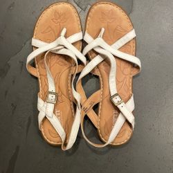 Born Handcrafted Women’s Sandal Size 10