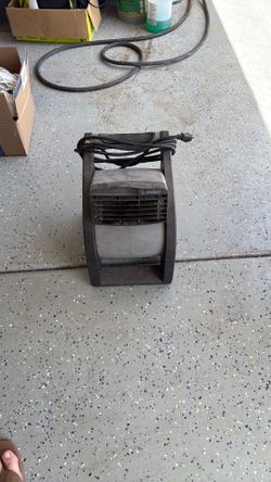 Floor fan