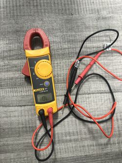 AC Fluke Clamp Meter