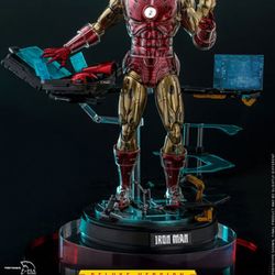 Hot Toys Iron Man Deluxe 