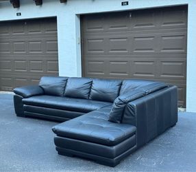 🛋️ Couch/Sofa Sectional - Black - Leather - Delivery Available 🚛