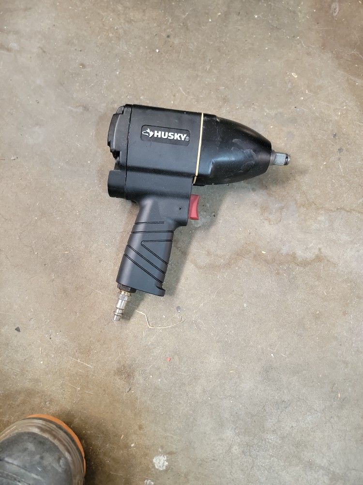 Husky 1/2 Inch Air Impact Wrench