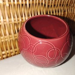 ROUND ANGLED FLOWER POT PLANTER 