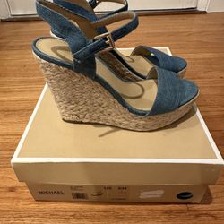 Size 6M - Michael Kors - Jill Wedge - Denim 