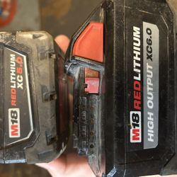 2 M18 Milwaukee Batteries