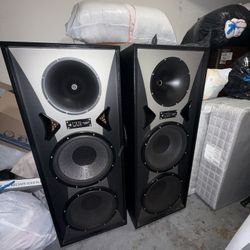 Speakers With Sub