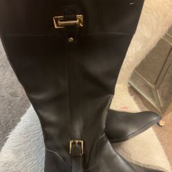 Woman Boots Brand New!