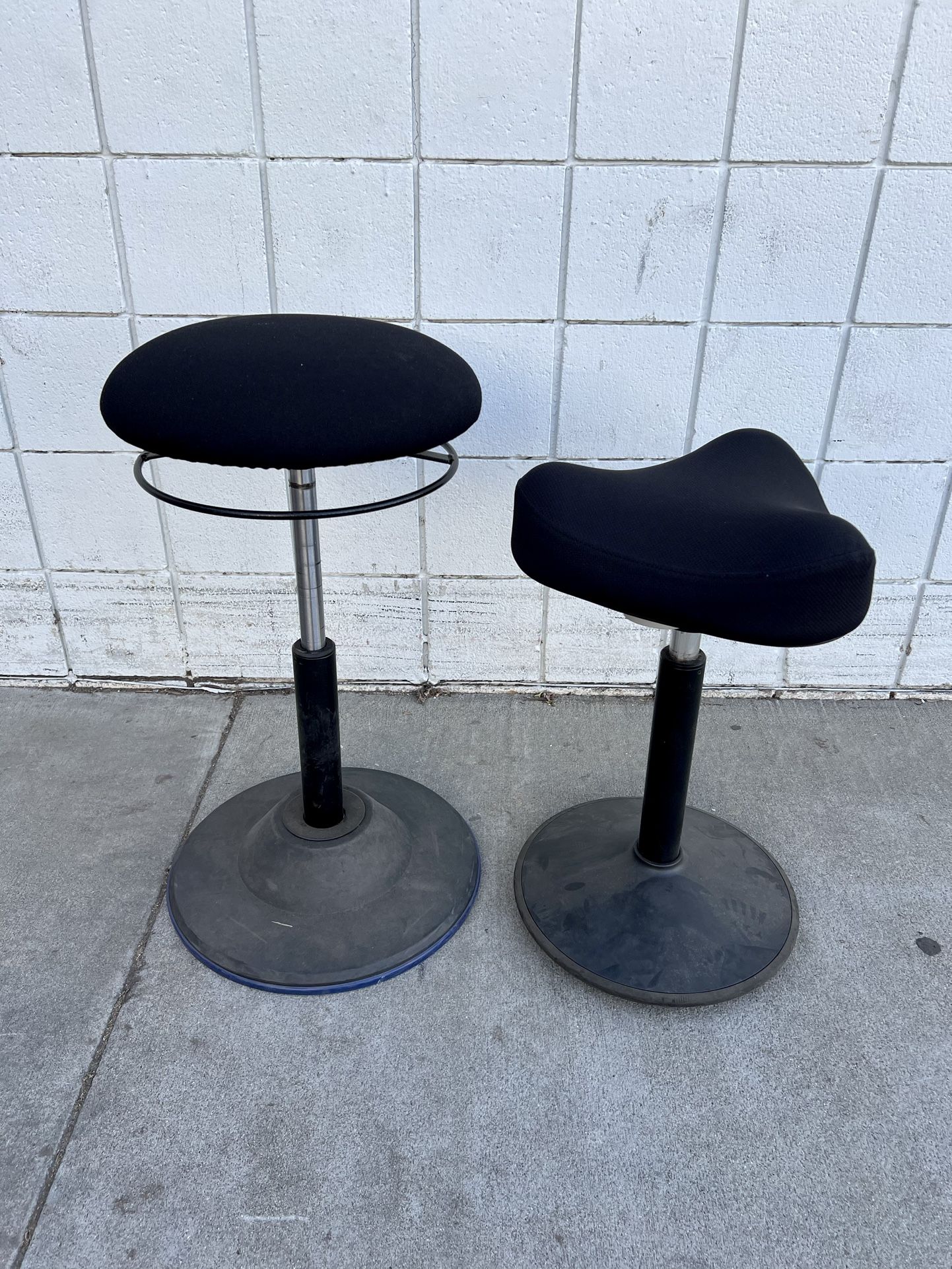 Height Adjustable Standing Stool Wobble Chair