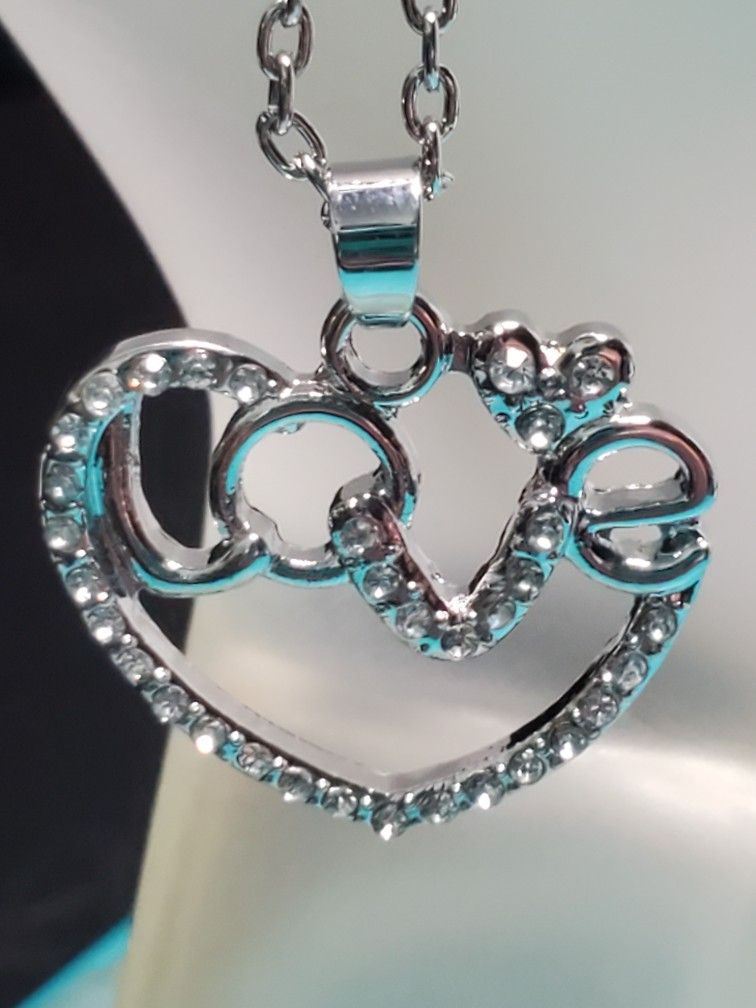Silver Tone Metal Love Heart Valentine's Day Necklace