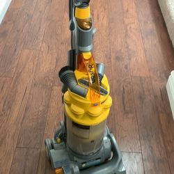 Dyson DC 14 Vacuum Yellow DC14 